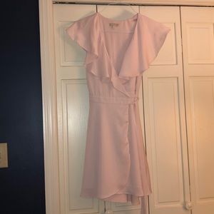 Gianni bini Ruffle V-Neckline dress